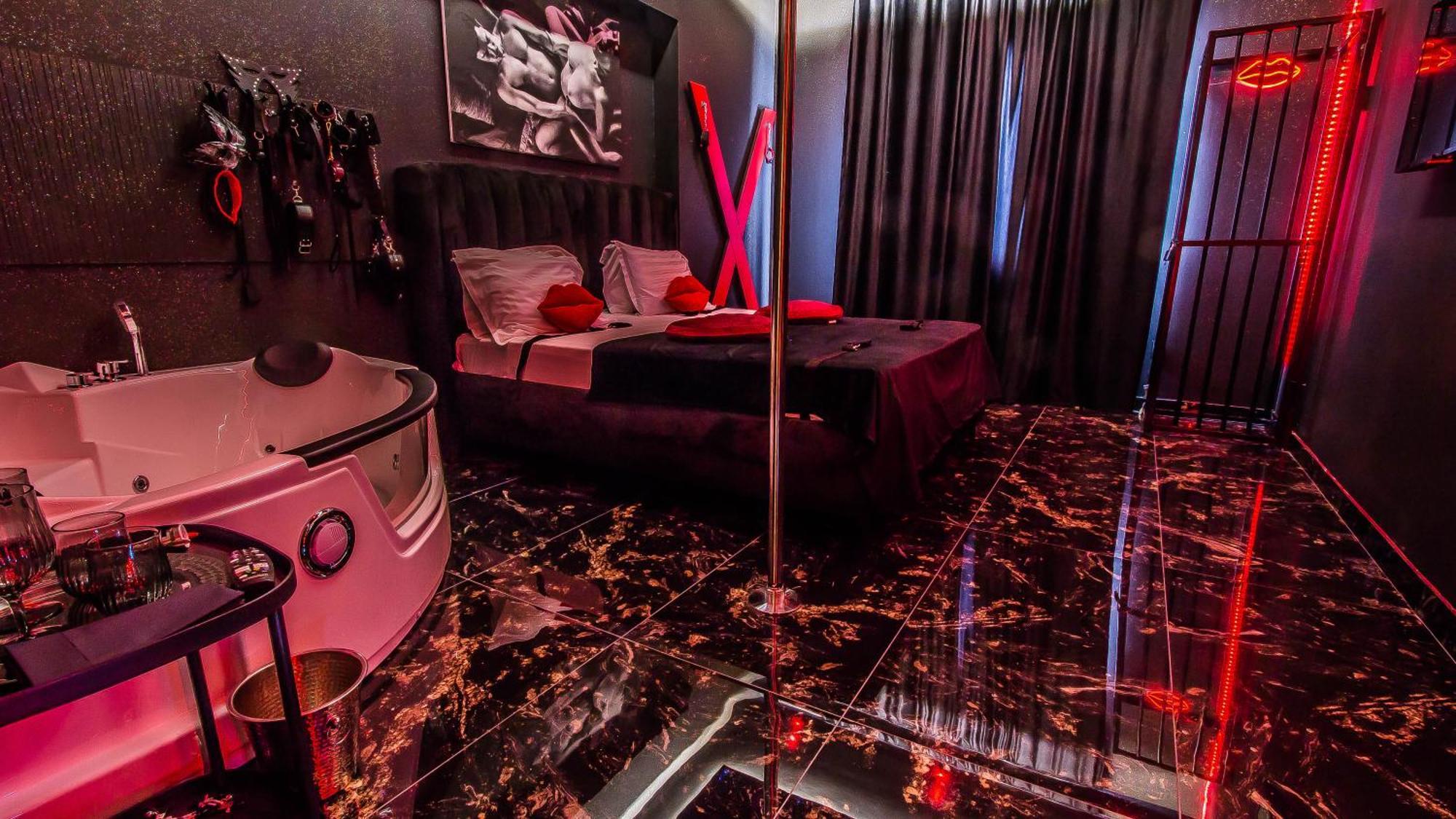 Romeo Nights - Love Rooms - Adults Only Bucarest Esterno foto