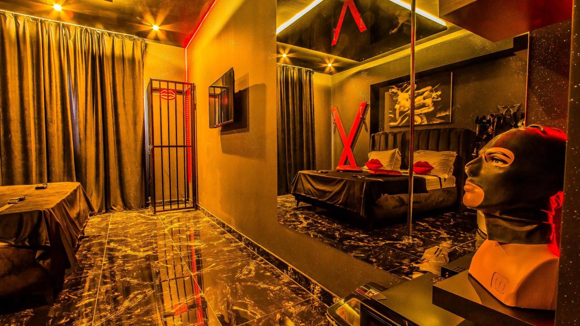 Romeo Nights - Love Rooms - Adults Only Bucarest Esterno foto