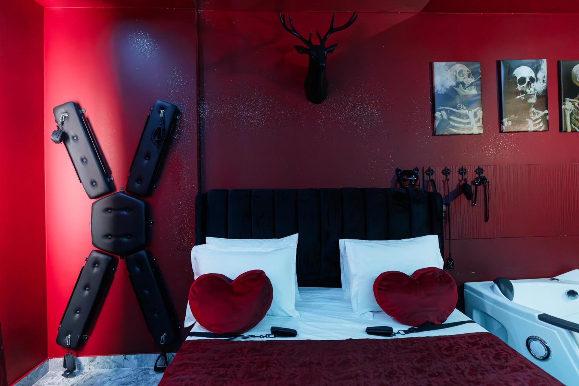 Romeo Nights - Love Rooms - Adults Only Bucarest Esterno foto